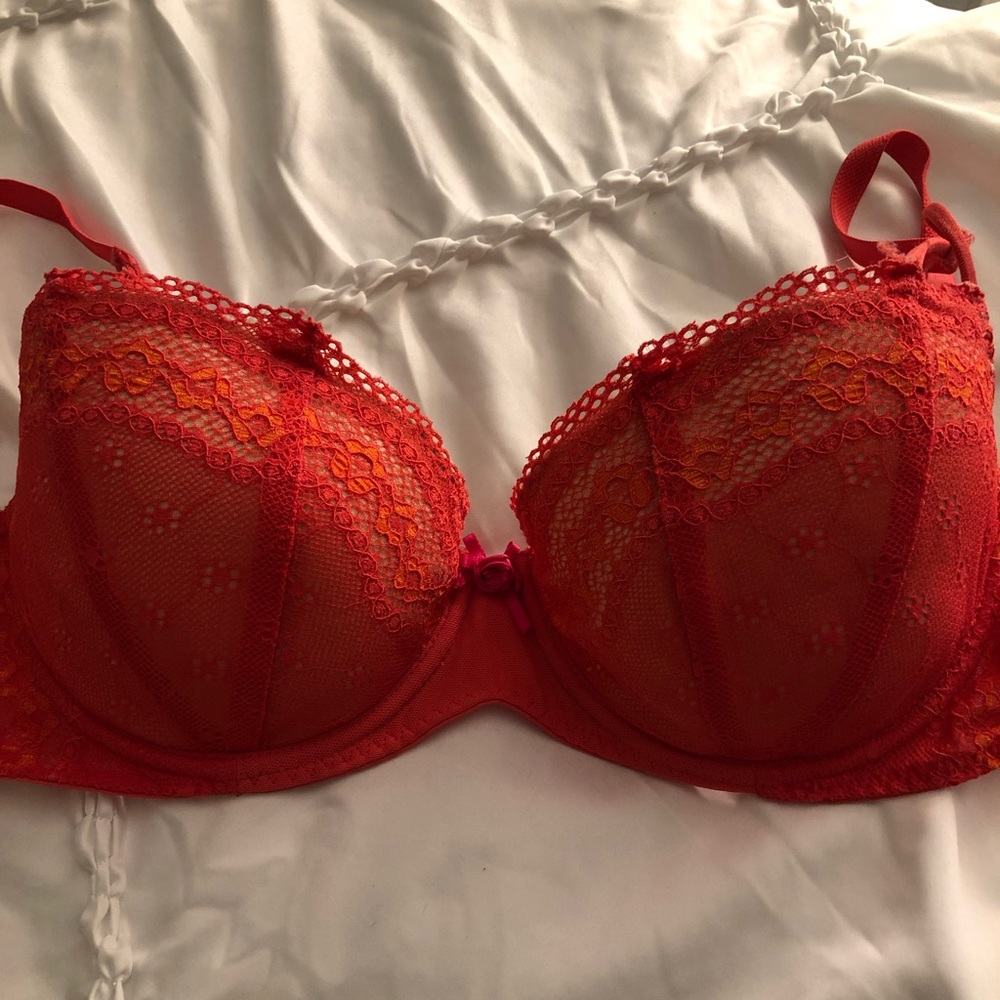 Lace bra